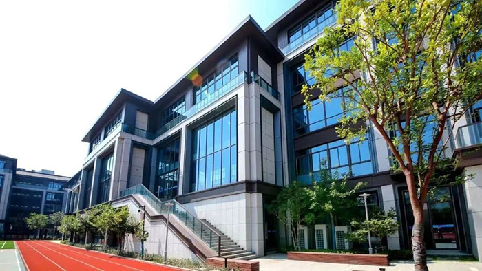 1758865935191273.jpg 1 杭州维翰学校,国际学校中的“衡水中学”3.jpg