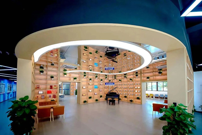 1758866073103595.jpg 1 杭州维翰学校,国际学校中的“衡水中学”17.jpg