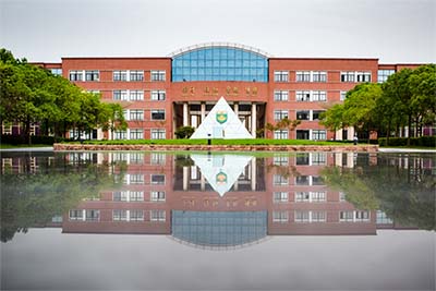 上海国际高中学校9月插班汇总，含万科/阿德科特等